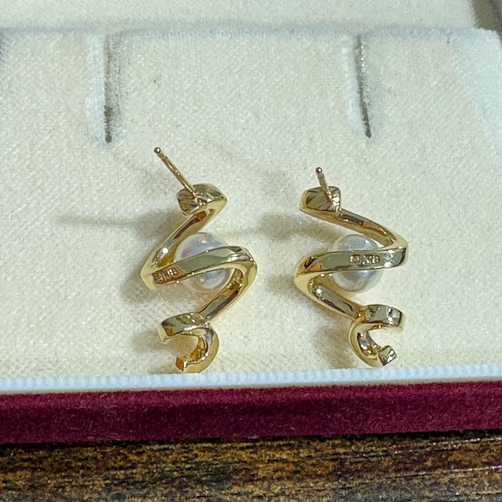 Mikimoto Akoya Pearls Earrings Twist Design Japan Real Gold - Picture 4 of 13